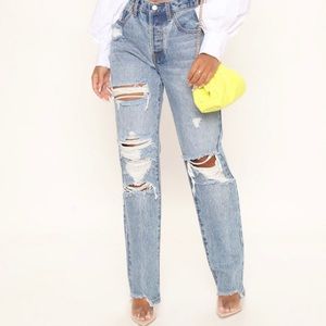 FASHION NOVA JEANS